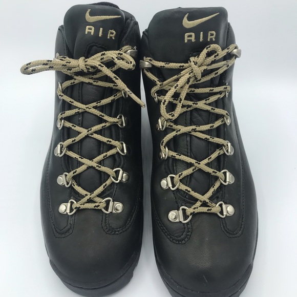 nike regrind hiking boots